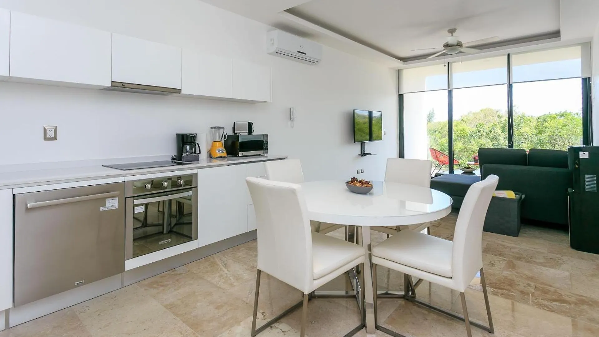 Menesse-2Bedrooms-Perfectspot Steps To The Ocean Mexico