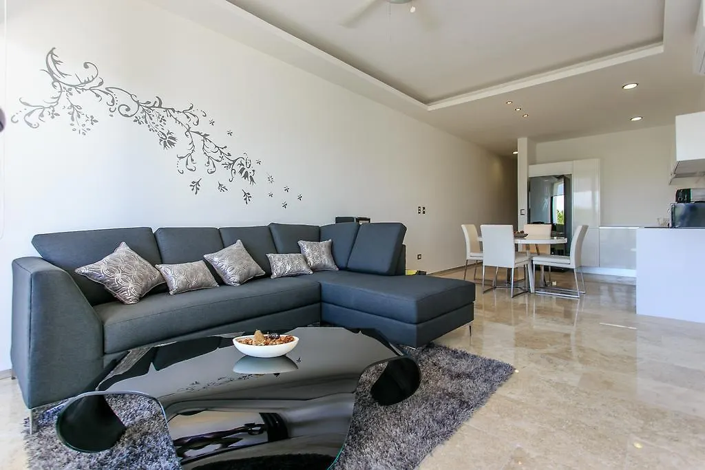 Apartment Menesse-2Bedrooms-Perfectspot Steps To The Ocean