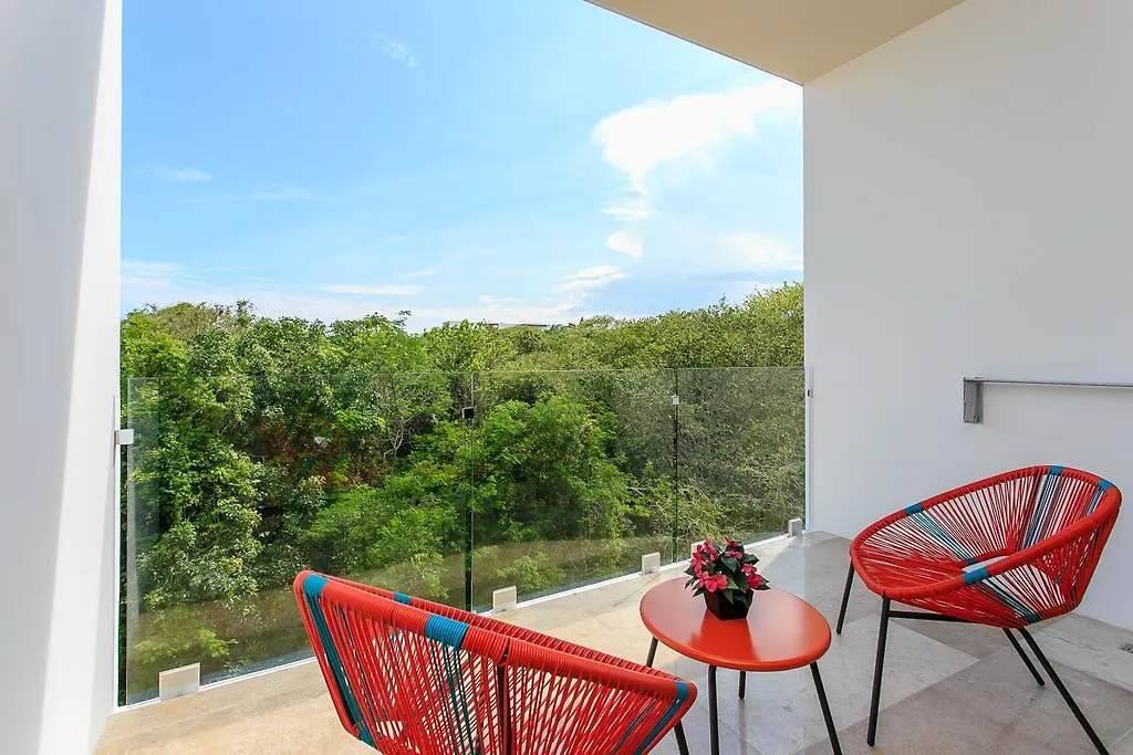 Menesse-2Bedrooms-Perfectspot Steps To The Ocean Mexico